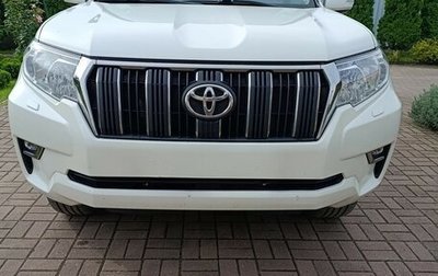Toyota Land Cruiser Prado 150 рестайлинг 2, 2018 год, 4 300 000 рублей, 1 фотография