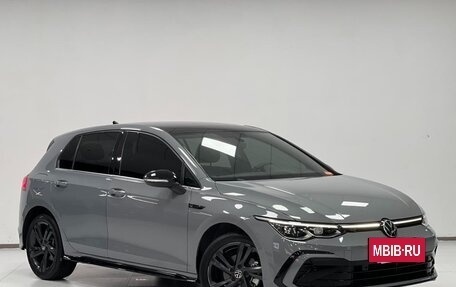 Volkswagen Golf VIII, 2022 год, 1 759 000 рублей, 3 фотография