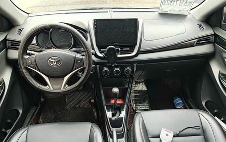 Toyota Yaris XP150 рестайлинг, 2022 год, 1 254 000 рублей, 7 фотография