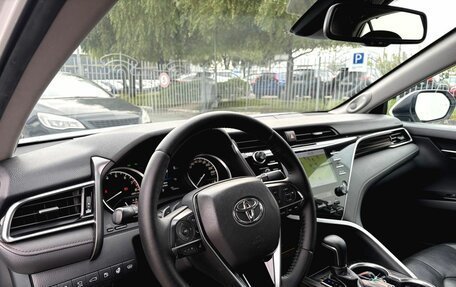 Toyota Camry, 2018 год, 2 950 000 рублей, 14 фотография