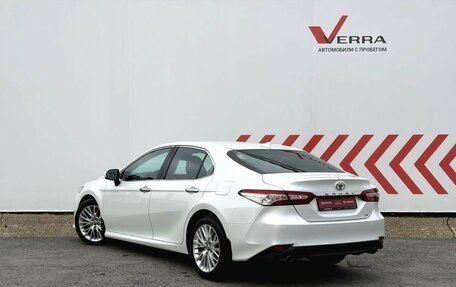 Toyota Camry, 2018 год, 2 950 000 рублей, 3 фотография