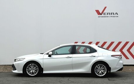 Toyota Camry, 2018 год, 2 950 000 рублей, 2 фотография