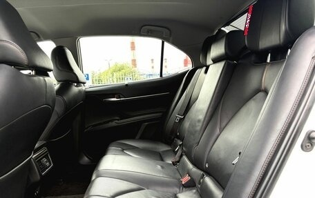 Toyota Camry, 2018 год, 2 950 000 рублей, 13 фотография