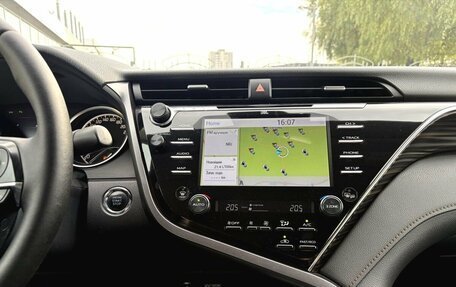 Toyota Camry, 2018 год, 2 950 000 рублей, 18 фотография