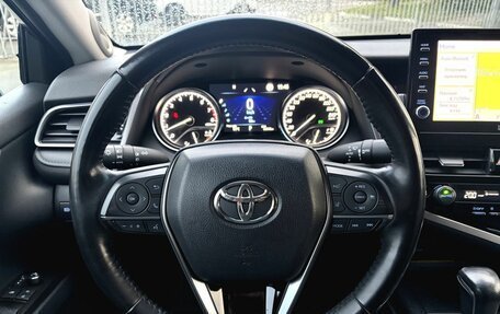 Toyota Camry, 2021 год, 3 300 000 рублей, 11 фотография