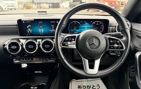 Mercedes-Benz CLA, 2022 год, 1 770 000 рублей, 12 фотография