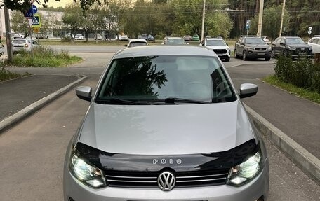 Volkswagen Polo VI (EU Market), 2013 год, 535 000 рублей, 2 фотография