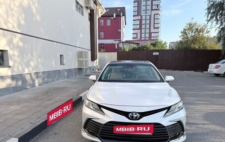 Toyota Camry, 2022 год, 4 150 000 рублей, 5 фотография
