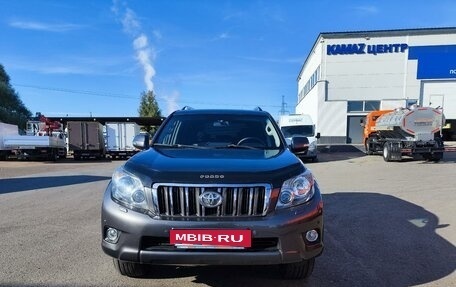 Toyota Land Cruiser Prado 150 рестайлинг 2, 2011 год, 2 350 000 рублей, 2 фотография