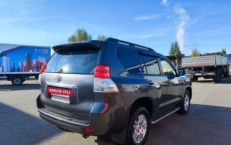 Toyota Land Cruiser Prado 150 рестайлинг 2, 2011 год, 2 350 000 рублей, 5 фотография