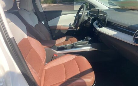 Chevrolet Monza, 2022 год, 1 400 000 рублей, 15 фотография