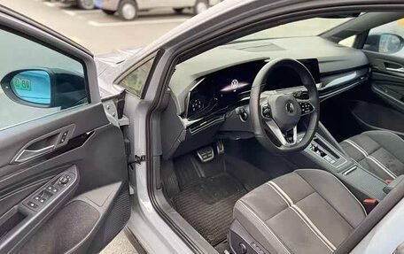 Volkswagen Golf VIII, 2023 год, 1 559 000 рублей, 10 фотография