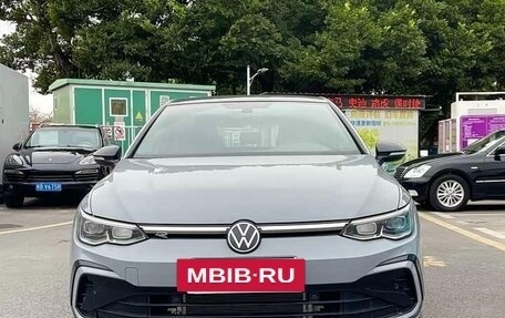 Volkswagen Golf VIII, 2023 год, 1 559 000 рублей, 2 фотография