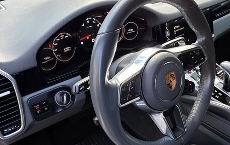 Porsche Cayenne III, 2018 год, 5 800 000 рублей, 25 фотография