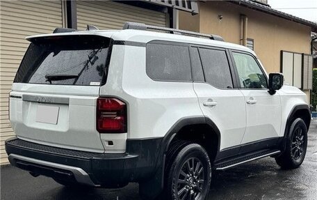 Toyota Land Cruiser Prado, 2025 год, 7 860 000 рублей, 4 фотография