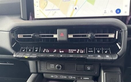 Toyota Land Cruiser Prado, 2025 год, 7 860 000 рублей, 10 фотография