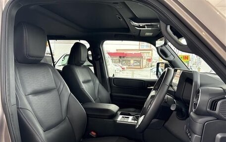 Toyota Land Cruiser Prado, 2025 год, 7 860 000 рублей, 13 фотография