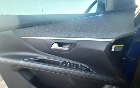 Peugeot 3008 II, 2019 год, 1 595 000 рублей, 11 фотография