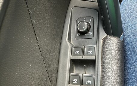 Volkswagen Tiguan II, 2017 год, 2 190 000 рублей, 13 фотография