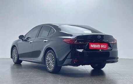 Toyota Camry, 2024 год, 3 240 000 рублей, 6 фотография