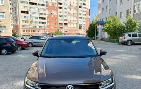 Volkswagen Tiguan II, 2019 год, 2 200 000 рублей, 1 фотография