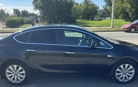 Opel Astra J, 2013 год, 830 000 рублей, 9 фотография