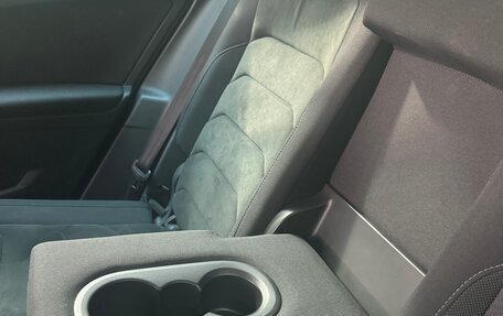 Volkswagen Tiguan II, 2019 год, 2 620 000 рублей, 10 фотография