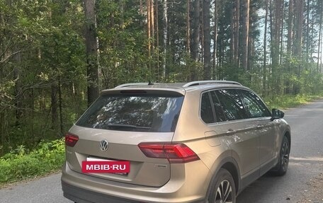 Volkswagen Tiguan II, 2019 год, 2 620 000 рублей, 4 фотография