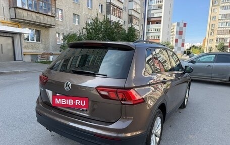 Volkswagen Tiguan II, 2019 год, 2 200 000 рублей, 15 фотография