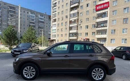 Volkswagen Tiguan II, 2019 год, 2 200 000 рублей, 8 фотография