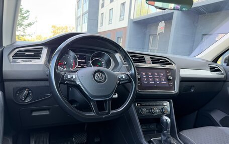 Volkswagen Tiguan II, 2019 год, 2 200 000 рублей, 31 фотография