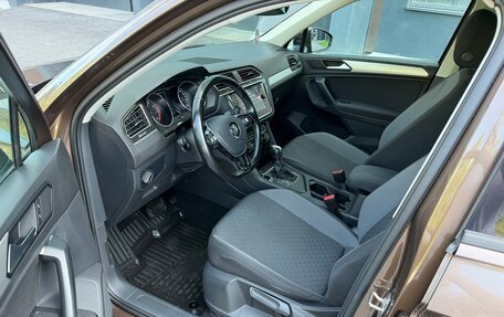 Volkswagen Tiguan II, 2019 год, 2 200 000 рублей, 33 фотография