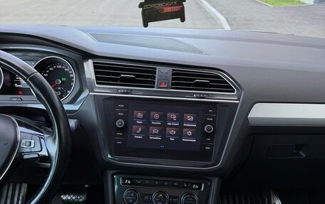 Volkswagen Tiguan II, 2019 год, 2 200 000 рублей, 30 фотография