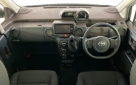 Toyota Spade, 2018 год, 850 000 рублей, 8 фотография