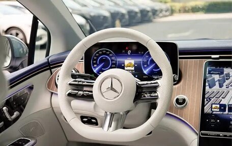 Mercedes-Benz EQE, 2025 год, 5 869 870 рублей, 9 фотография