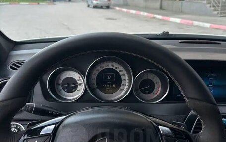 Mercedes-Benz C-Класс, 2011 год, 600 000 рублей, 3 фотография