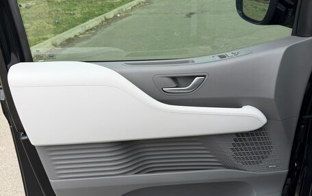 Hyundai Staria, 2022 год, 6 900 000 рублей, 15 фотография