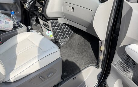 Hyundai Staria, 2022 год, 6 900 000 рублей, 24 фотография