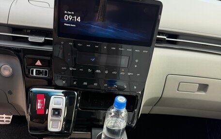 Hyundai Staria, 2022 год, 6 900 000 рублей, 12 фотография