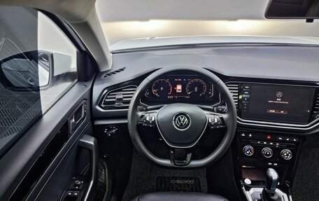Volkswagen T-Roc I, 2022 год, 1 700 000 рублей, 8 фотография