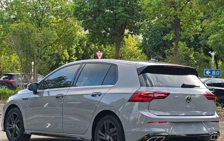 Volkswagen Golf VIII, 2023 год, 2 221 000 рублей, 8 фотография
