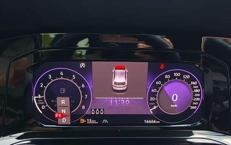 Volkswagen Golf VIII, 2023 год, 2 221 000 рублей, 16 фотография