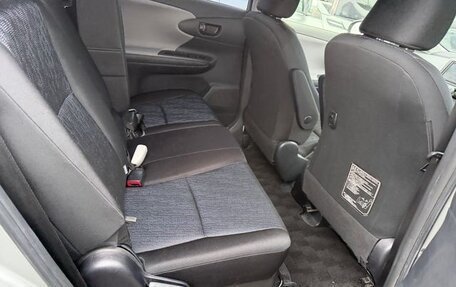 Toyota Wish II, 2011 год, 1 077 777 рублей, 11 фотография
