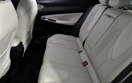 Geely Atlas, 2023 год, 2 570 000 рублей, 10 фотография