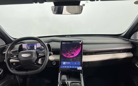 Geely Atlas, 2023 год, 2 570 000 рублей, 14 фотография