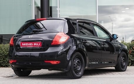 KIA cee'd I рестайлинг, 2011 год, 650 000 рублей, 2 фотография