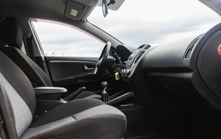 KIA cee'd I рестайлинг, 2011 год, 650 000 рублей, 10 фотография