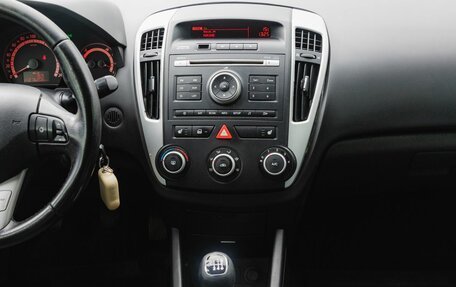 KIA cee'd I рестайлинг, 2011 год, 650 000 рублей, 22 фотография