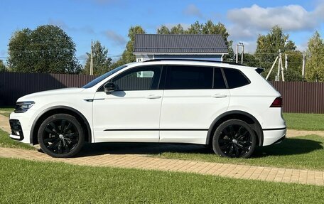Volkswagen Tiguan II, 2020 год, 4 600 000 рублей, 4 фотография