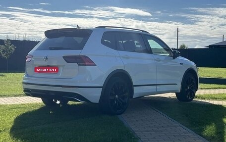 Volkswagen Tiguan II, 2020 год, 4 600 000 рублей, 7 фотография